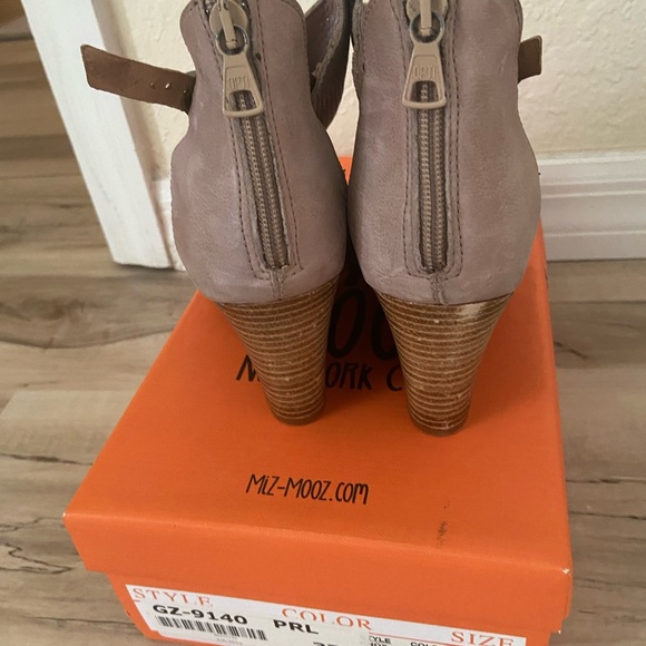 Miz Mooz Leather Wedge Sandals - Knox Pearl EU 37 - Picture 7 of 7